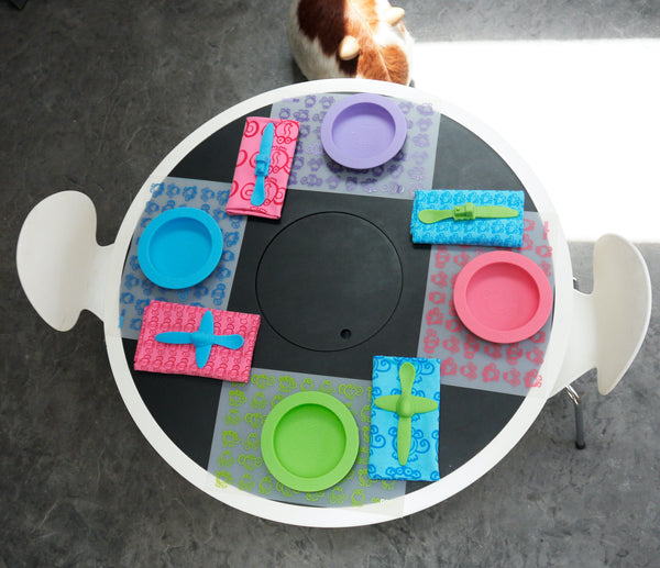 Combo Set Pink/Purple Bowl+Lid, Placemat, 2 spoons